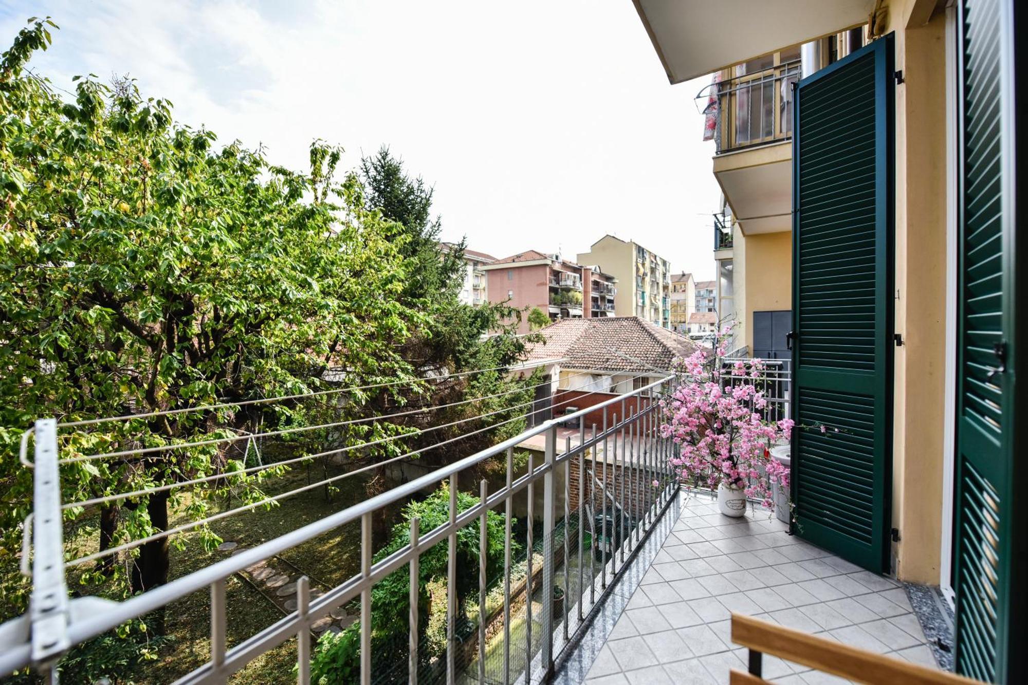 Benvenuti Casa Leo - Elegante Appartamento Turin Exteriör bild